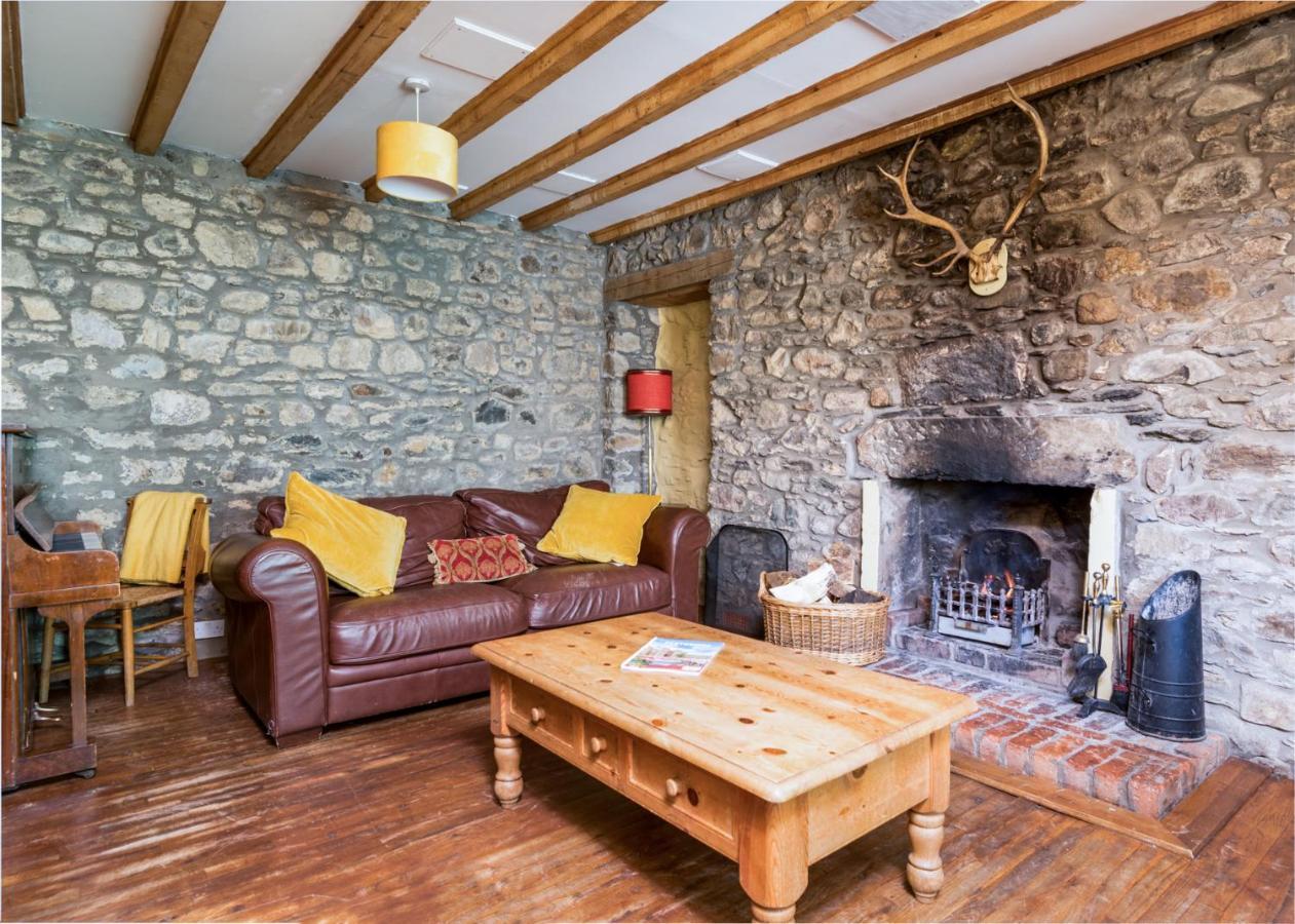 Gulabin Lodge Spittal of Glenshee Exterior photo